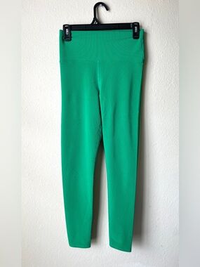 Beach Riot  bright green high-rise leggings